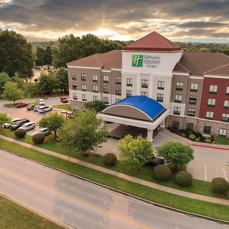 Holiday Inn Express And Suites Springfield Medical District By Ihg Buitenkant foto
