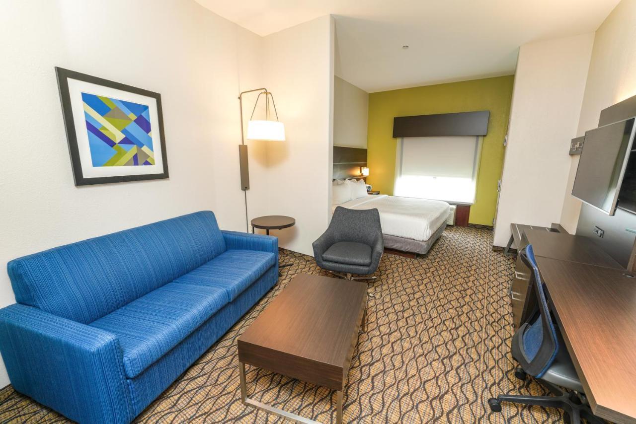 Holiday Inn Express And Suites Springfield Medical District By Ihg Buitenkant foto
