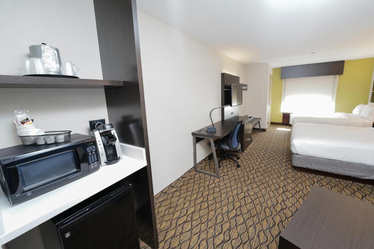 Holiday Inn Express And Suites Springfield Medical District By Ihg Buitenkant foto